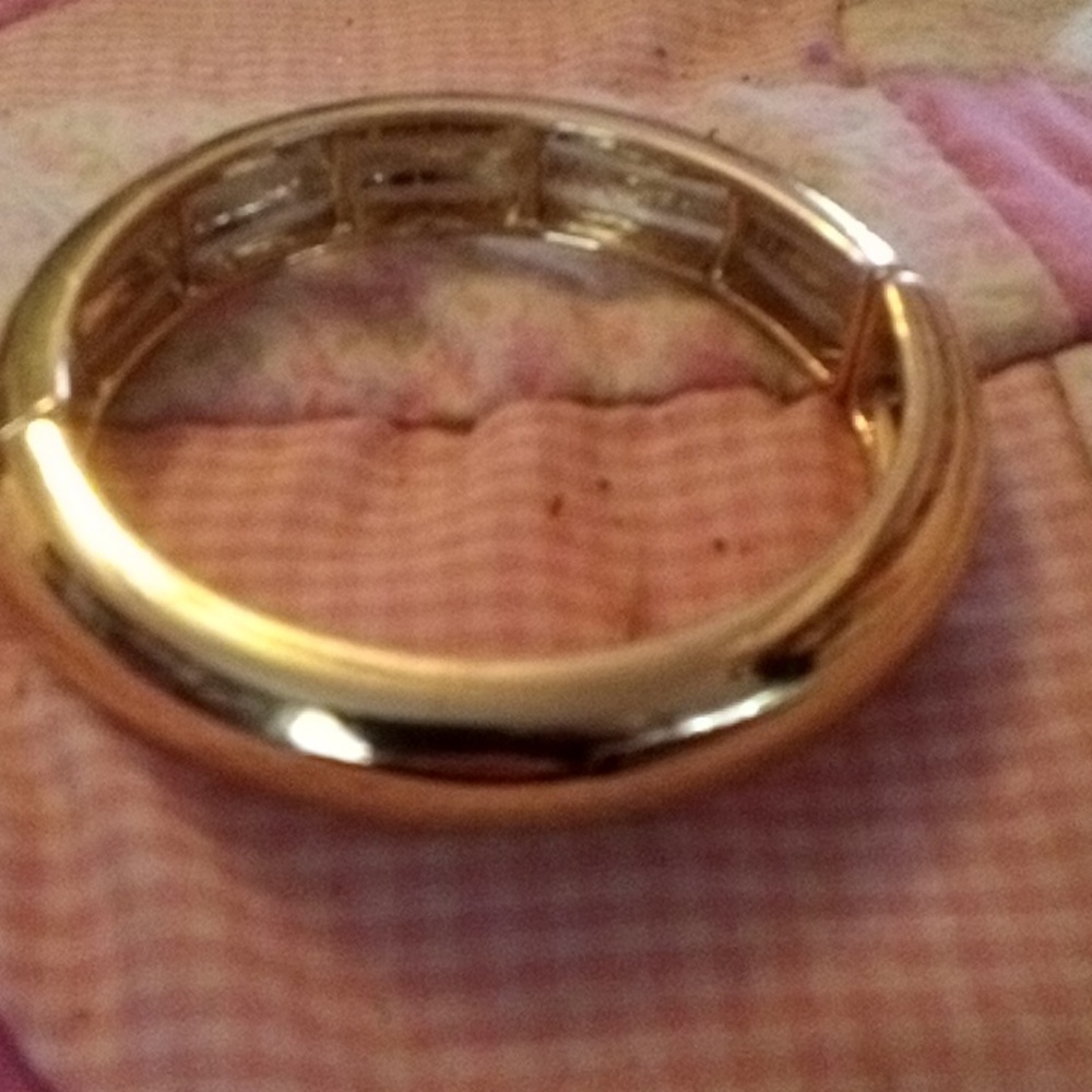 Gold bracelet